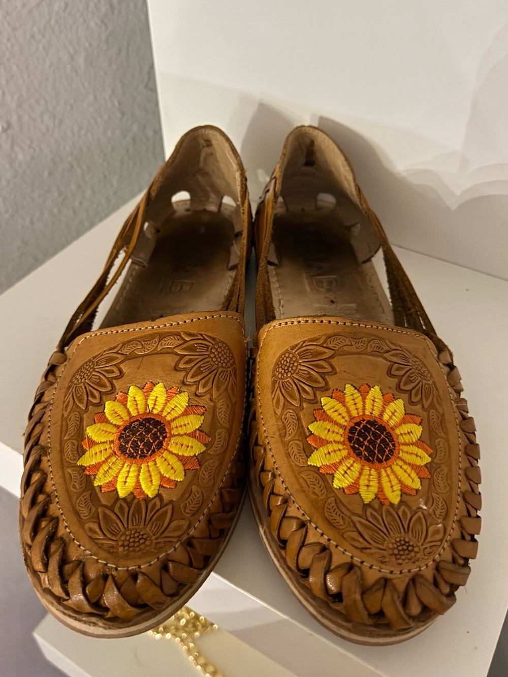 Women’s Brown Leather Sunflower Embroidered Loafers